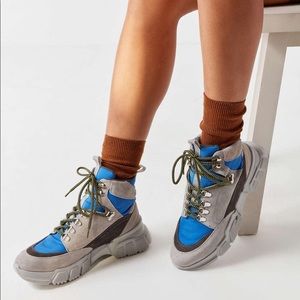 Urban Outfitters UO Brooklyn Hiker Boot size 7